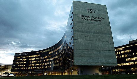 Ponzetto-TST-FlickrTST