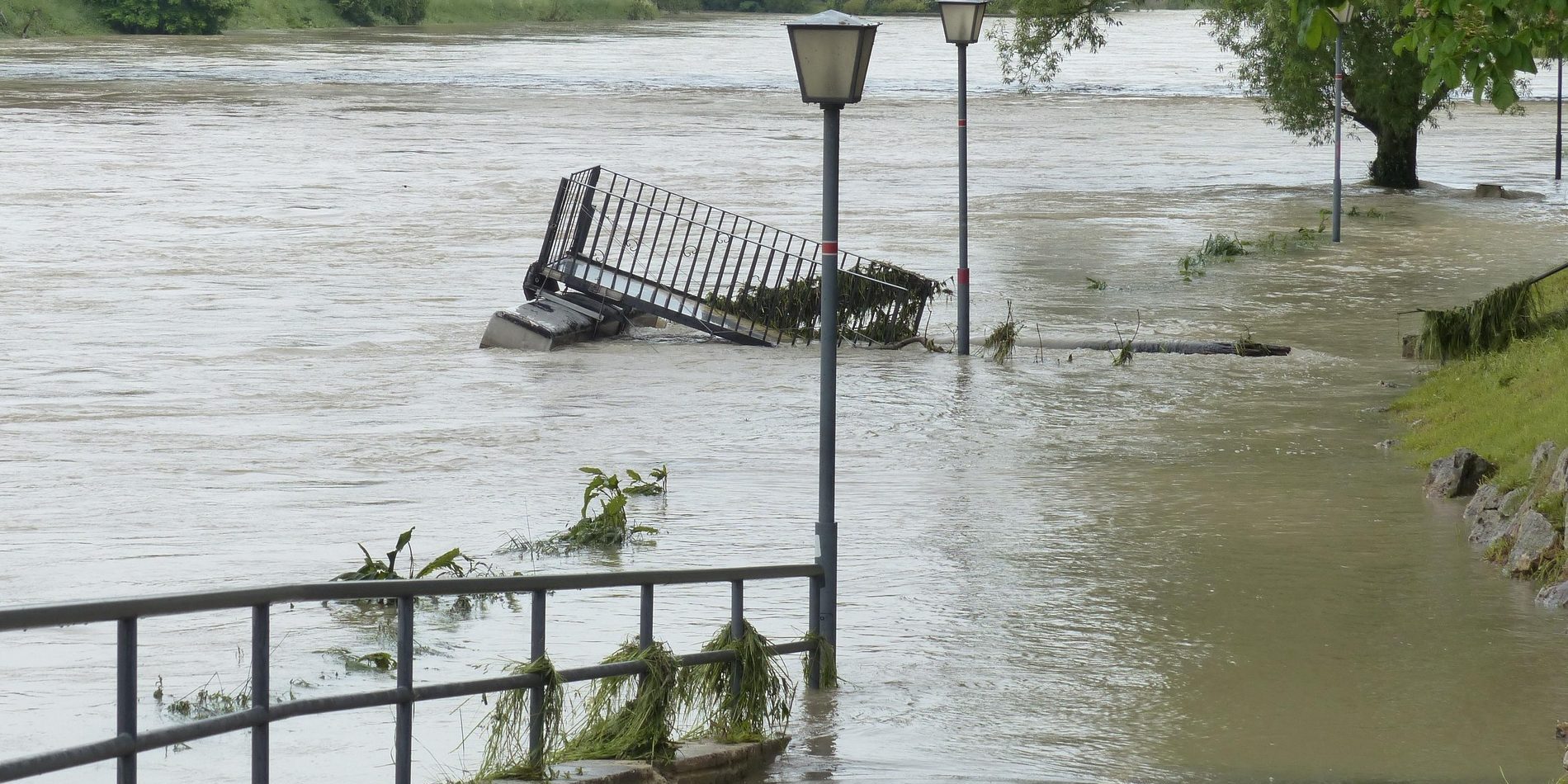 flood-123219_1920